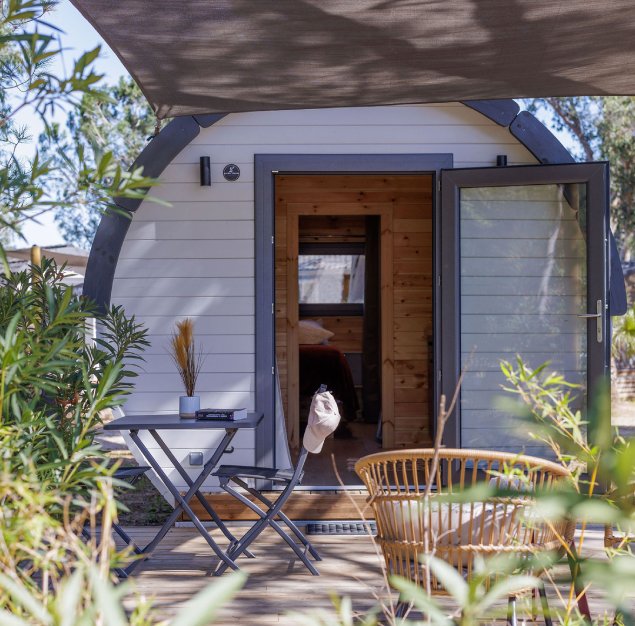 logement insolite camargue